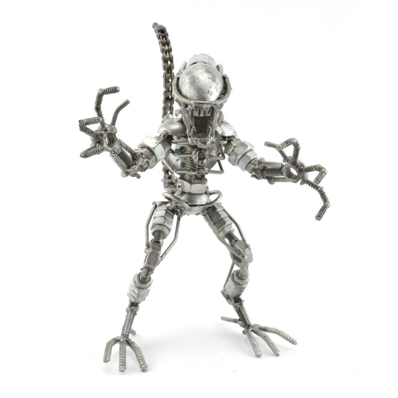 Figurine en métal étranger Ashmont