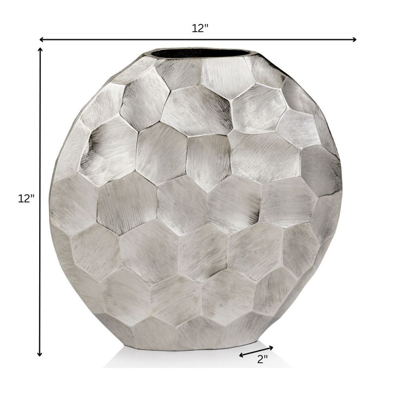 Facetado Round Silver Vase