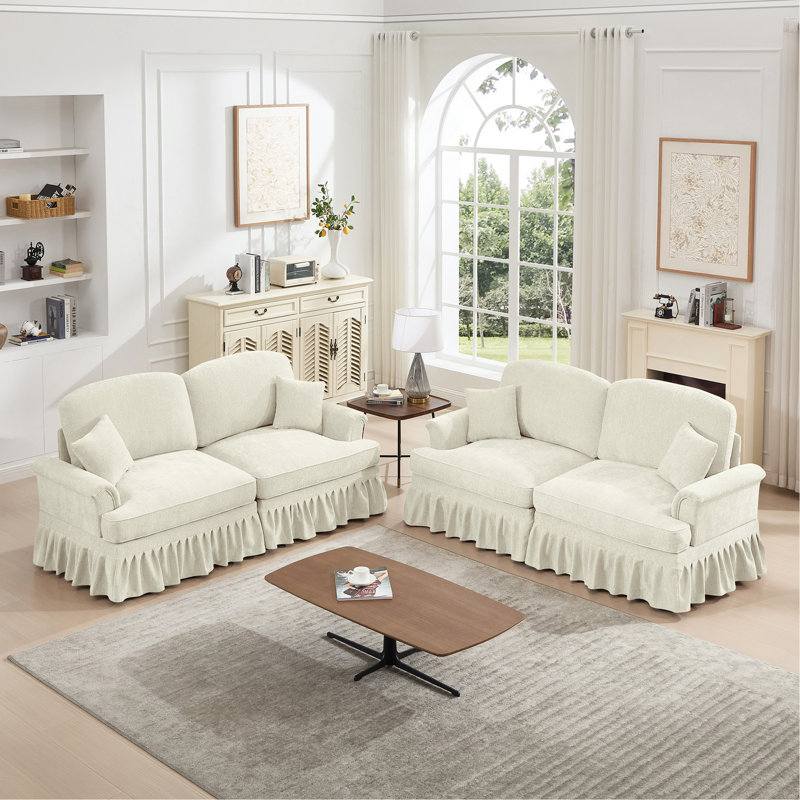 Ensemble de canapé classique modulaire 2 pièces avec volants amovibles et pieds fuselés, parfait pour la flexibilité et le style du salon.