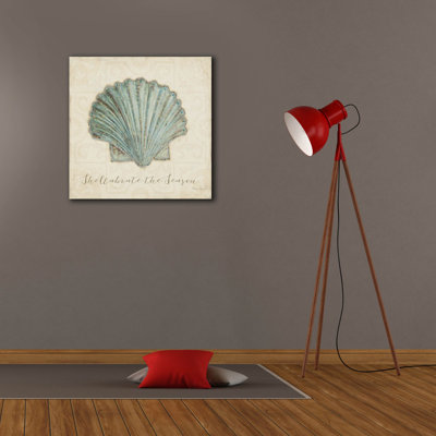 «Beach Treasures 1 Christmas» par Emily Adams, art mural sur toile