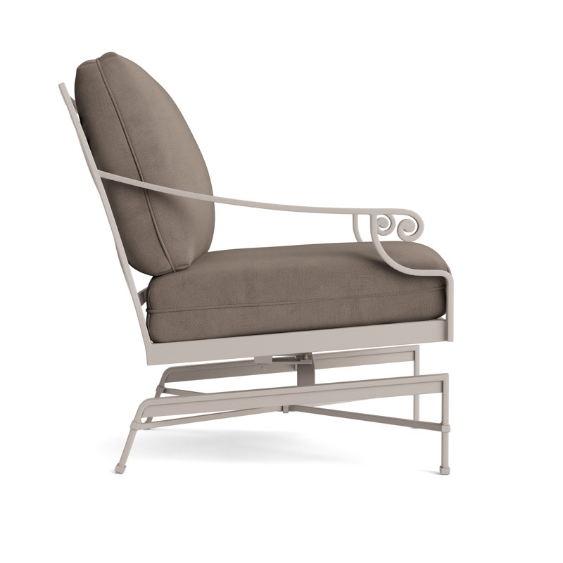 Venetian Outdoor Lounge Chair, Fusion Moccasian, Dove Smooth