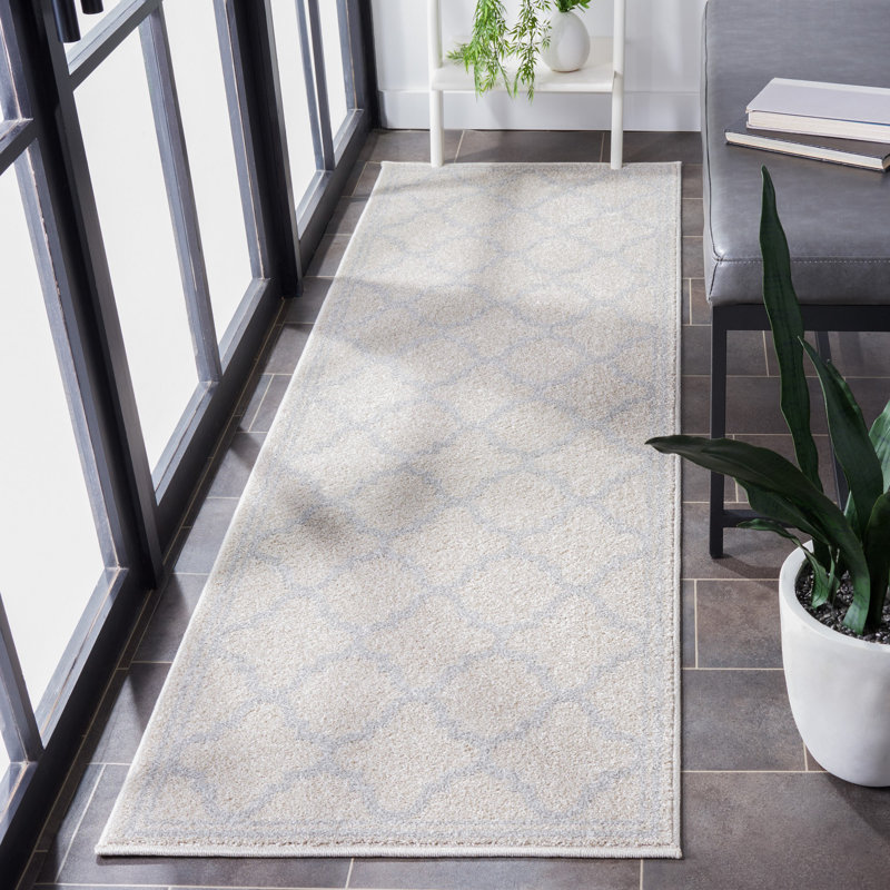 Tapis géométrique Ammundsen, Tapis de couloir 2 pi 3 po x 15 pi, Beige / gris clair
