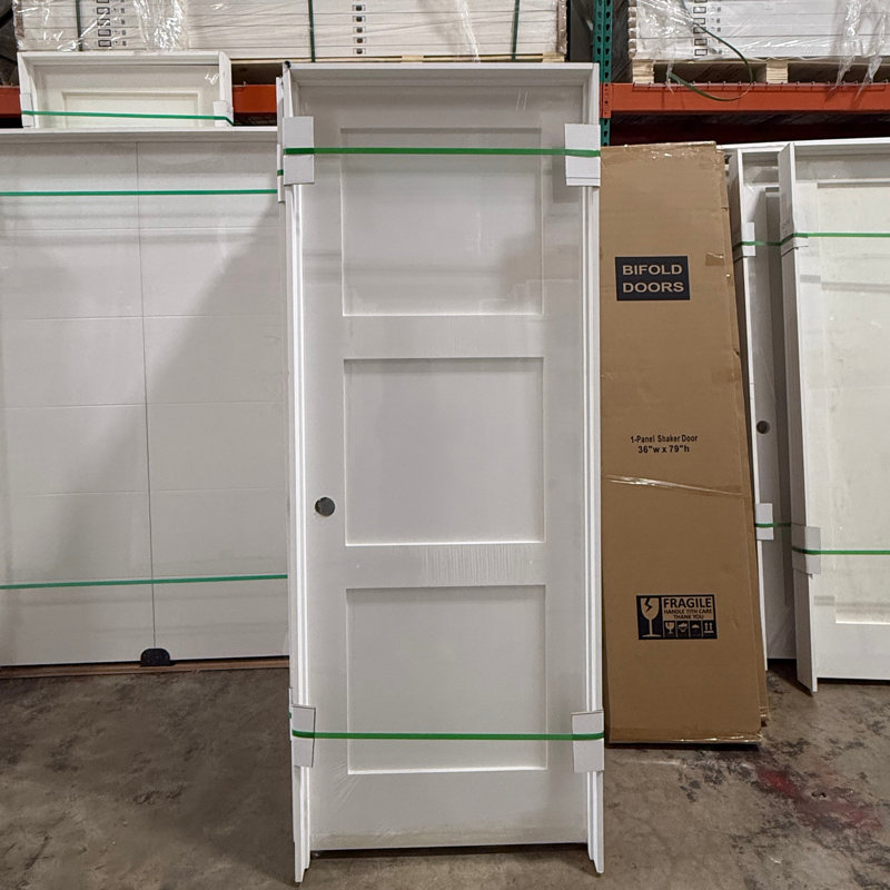 (Pré-verrouillé) Porte pré-suspendue à 3 panneaux intérieurs avec montants de porte de 4 9/16 po, Oui, 30 po x 80 po