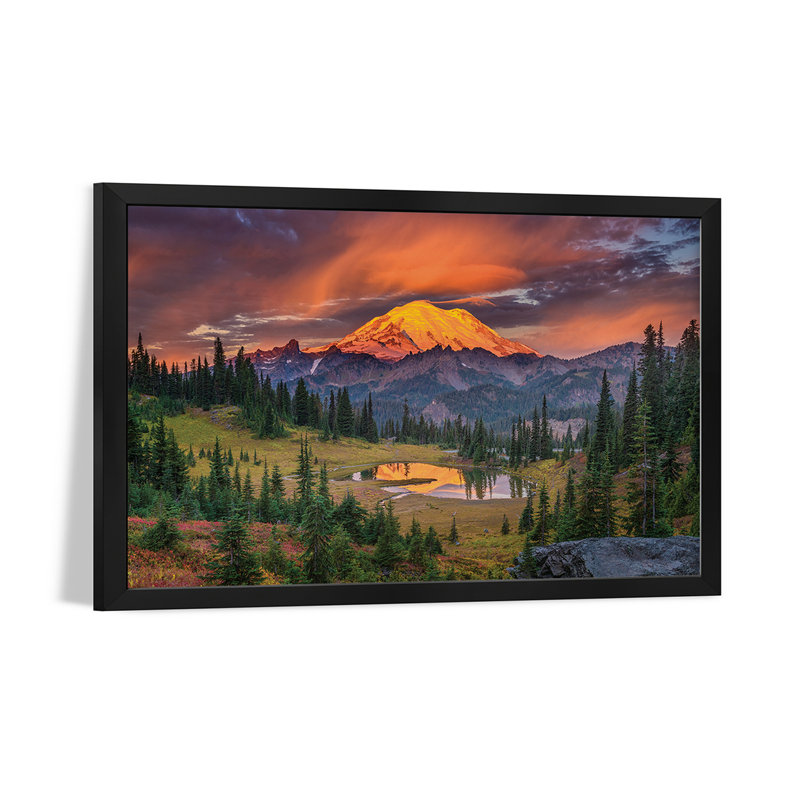 États-Unis, État de Washington, parc national du Mont Rainier au lever du soleil. Affiche encadrée de qualité supérieure par Jaynes Gallery