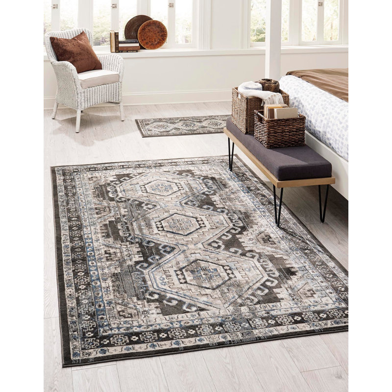 Shanil Oriental Indoor Rug, Oval 7'10" x 10'