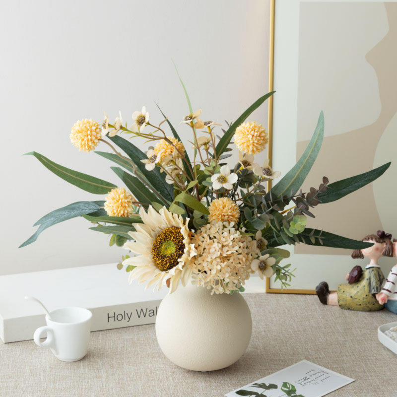 Simulations de décorations florales pour le salon