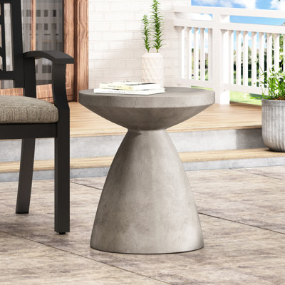 Table d'appoint d'extérieur fabriquée en béton léger - décor fonctionnel et design élégant et pratique