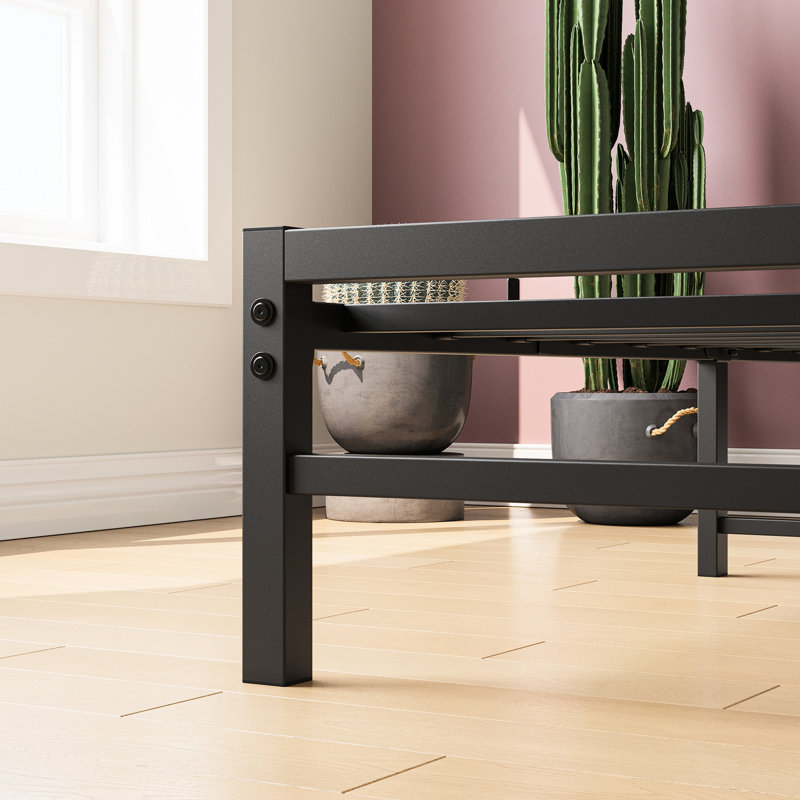 Structure de lit plateforme rustique simple - Base de lattes en métal noir solide avec sommier inclus. Aucun sommier n'est requis.