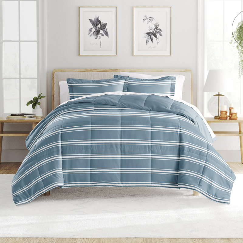 Light Blue Striped Microfiber Reversible Full Duvet Set