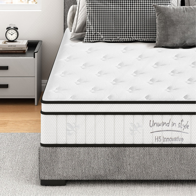 Queen Size Mattress,12 Inch Hybrid Mattress, Individually Pocketed Innerspring, Medium Firm