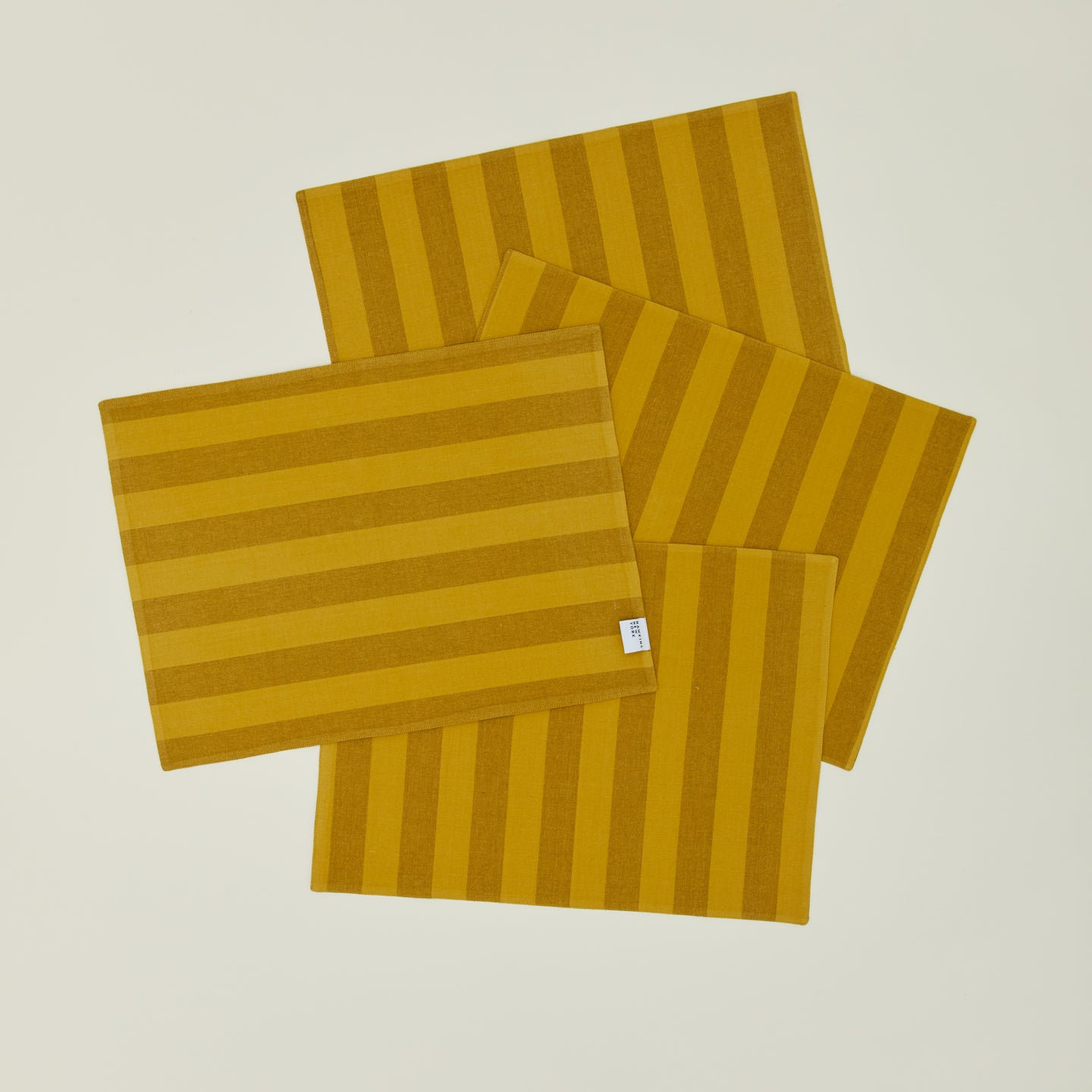 Hawkins New York Essential Placemat, Mustard/Bronze