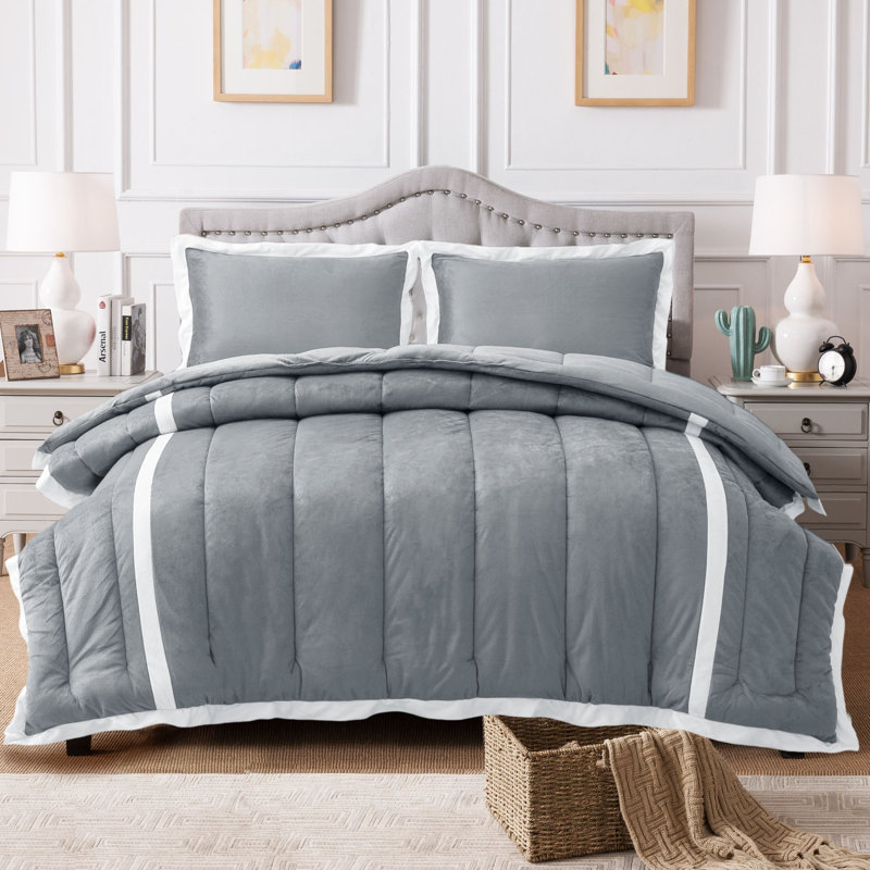 Polyester Channel Comforter, King Comforter, Gray
