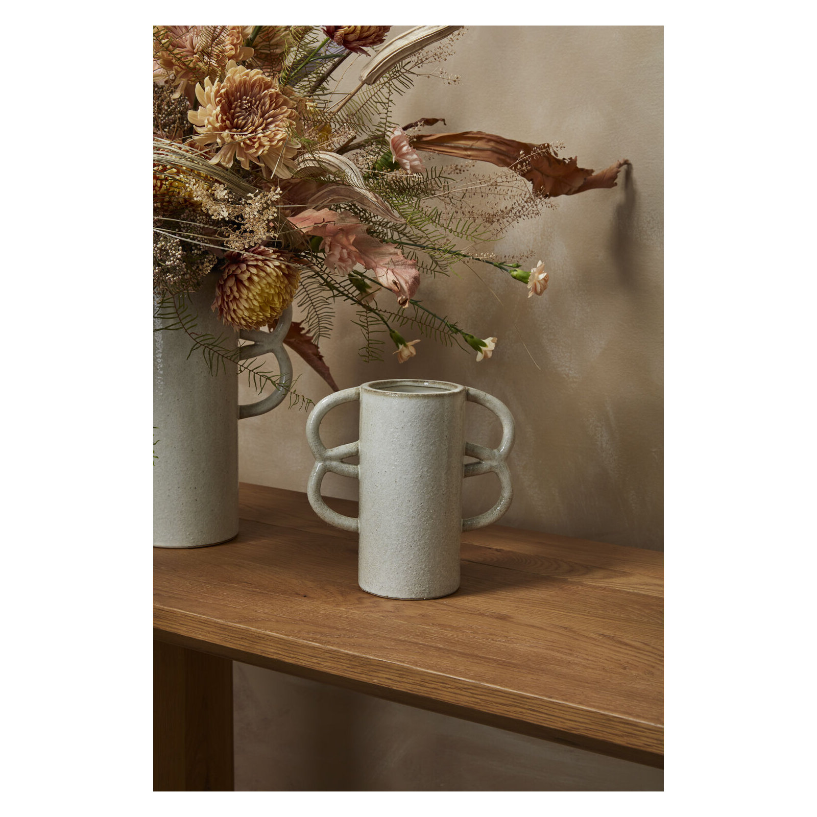 Annett 8'' Ceramic Table Vase