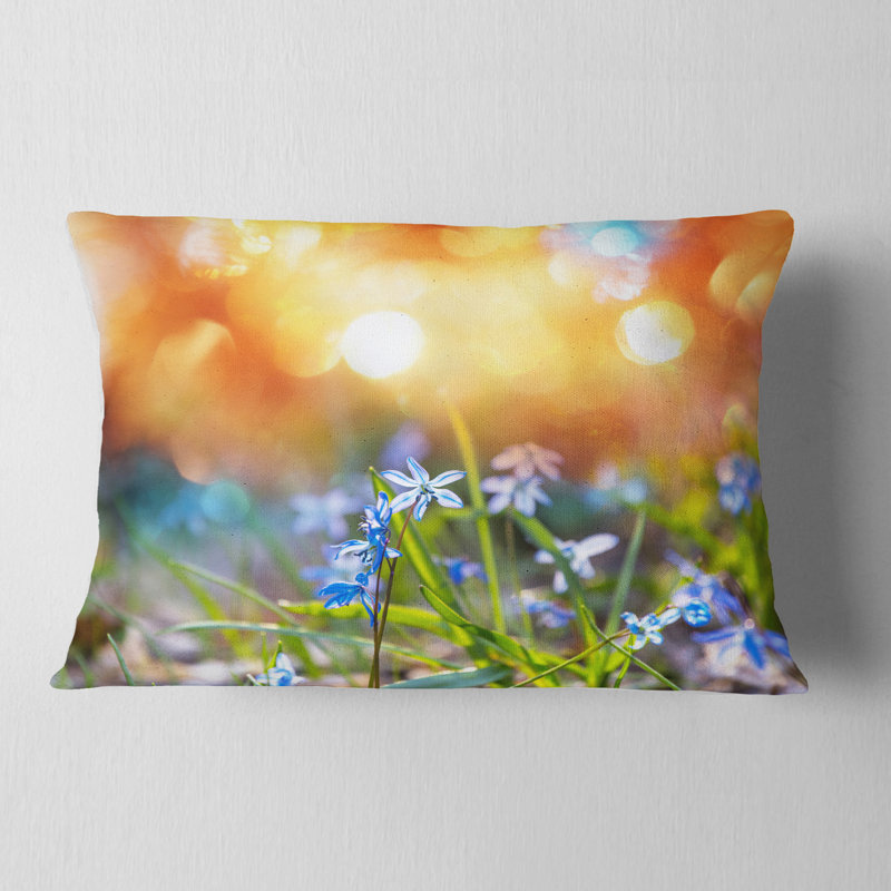 Coussin Little Flowers Meadow with Snowdrops