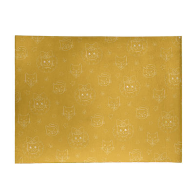 Tapis jaune fait main