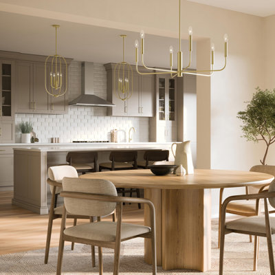Grand lustre doré brossé 6 lumières Reines