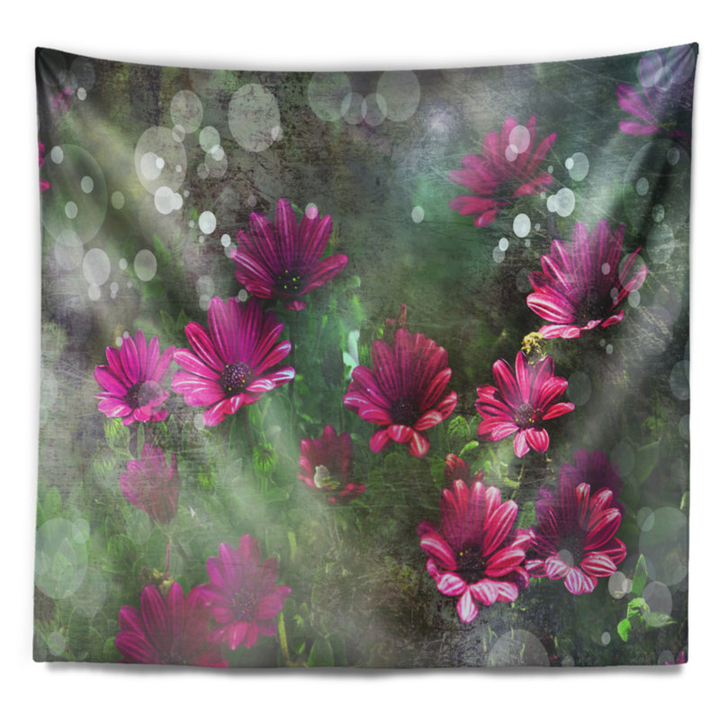 Fleurs rouges et roses sur une tapisserie verte, H 68 po x l 80 po