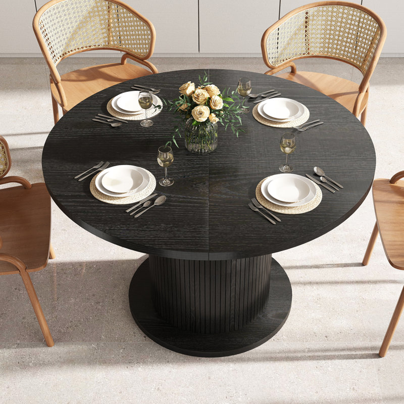 43-59" Extendable Round Dining Table For 4-6 People, Farmhouse Kitchen Table, Black