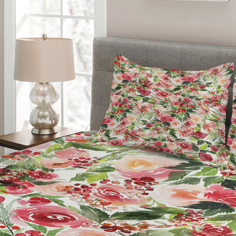 Floral Farmhouse / Country Coverlet, Queen Bedspread + 2 Shams
