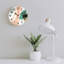 Abstrait horloge murale ronde 12 po x 12 po Monstera Brushstroke