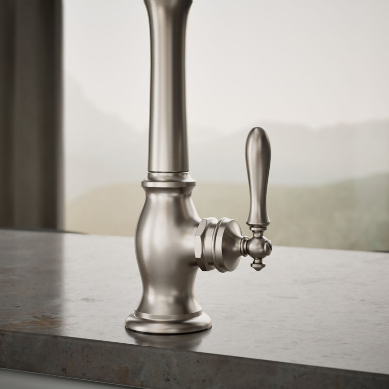 Robinet d'évier de cuisine à trou unique avec bec pivotant de 13 1/2 po Artifacts, conception victorienne
