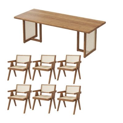 Tasteful table set in solid wood