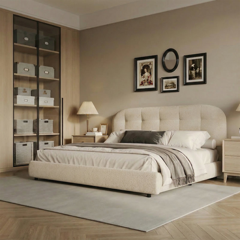 Lit plateforme tapissier avec tête de lit Boucle, base de lit Cloud, coins arrondis doux, Crème, Très grand lit