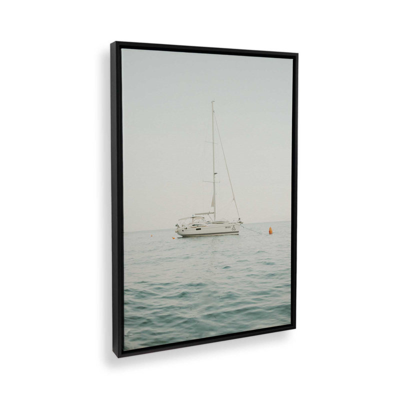 Impression sur toile Serene Sail, Cadre flottant noir satiné, H 18,75 po x l 12,75 po x P 1,75 po