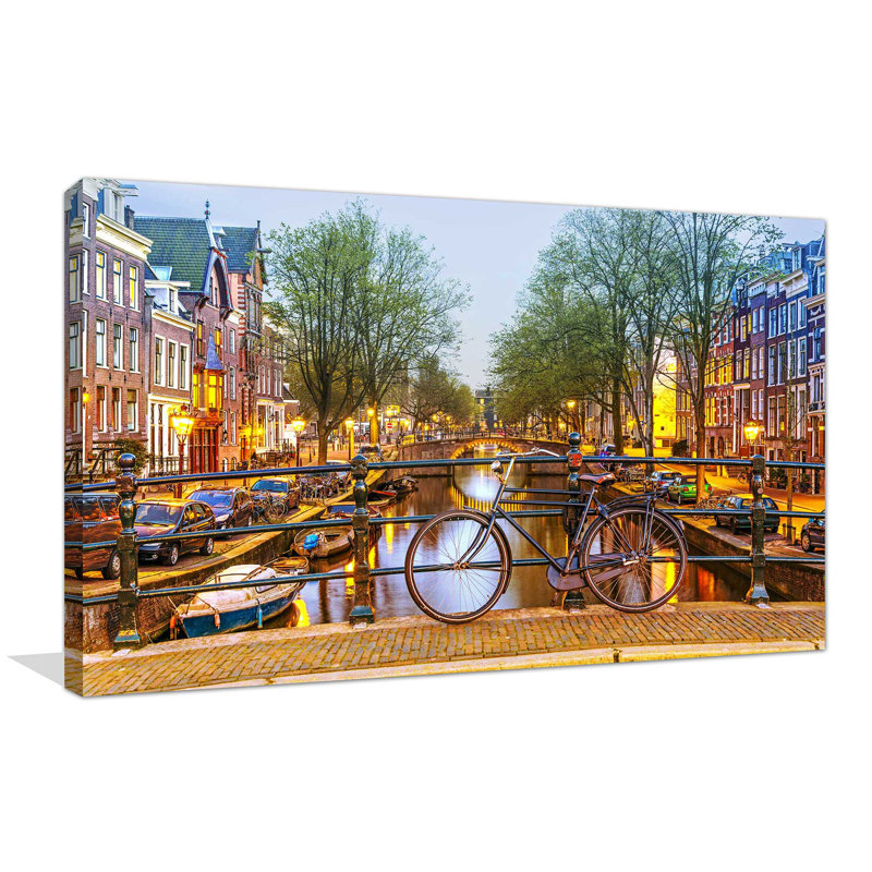 « amsterdam bicycle », reproduction de photo sur toile, H 24 po x l 40 po x P 1,5 po