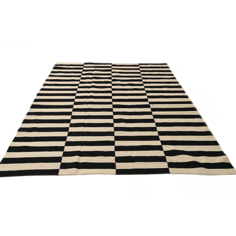 Tapis noir et blanc Ousley