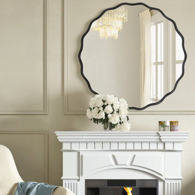Round Metal Frame Wall Mirror