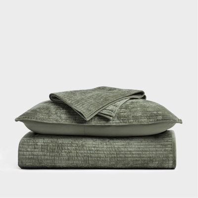 Velvet Quilt Set