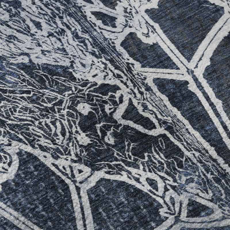 Tapis floral lavable à la machine de qualité supérieure Mayfield AMF2239, Tapis de couloir 2 pi 3 po x 7 pi 6 po, Marine