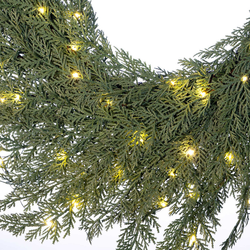 Couronne lumineuse 24 po à DEL - Cyprès, 24 po x 24 po