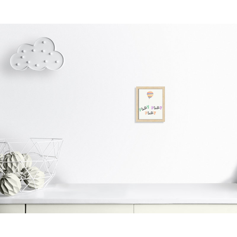 Play Play Play, impression sur papier, H 10 po x l 8 po x P 1,18 po, Encadré de boîte beige