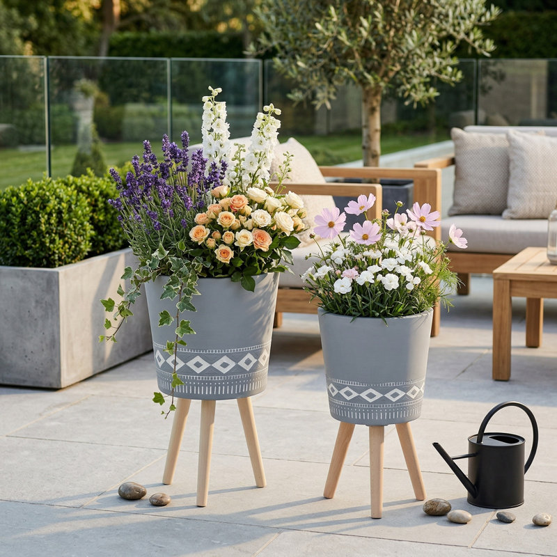 Jardinières en résine peintes à la main avec pieds en bois de hêtre, supports pour plantes d'intérieur et d'extérieur pour patio, salon, jardin et décoration intérieure, ensemble de 2