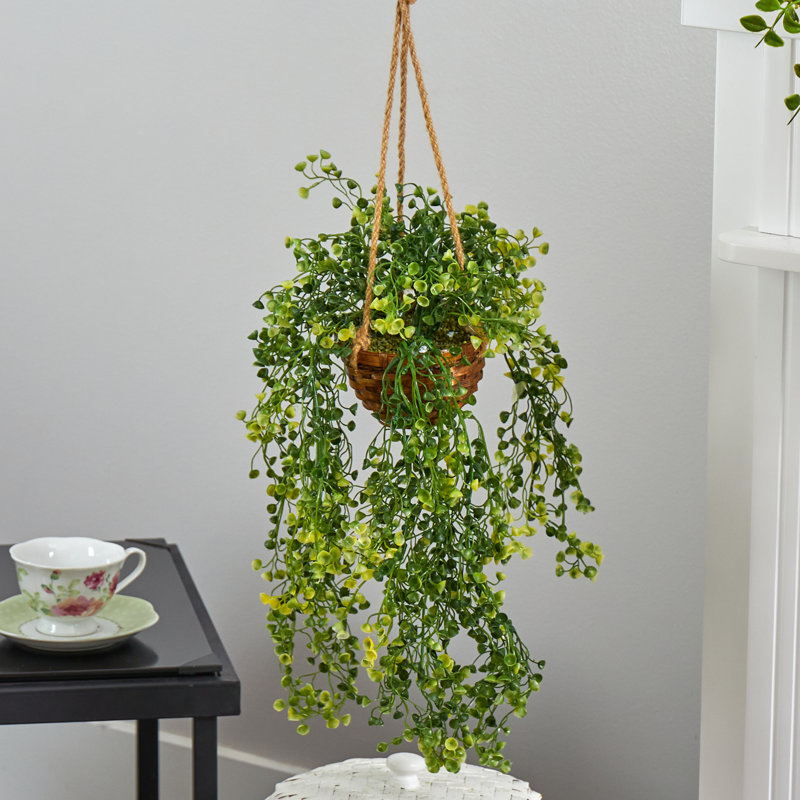 20 po plante artificielle dans un panier