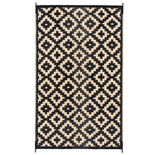 Modern Geometric Design Reversible Outdoor Rug