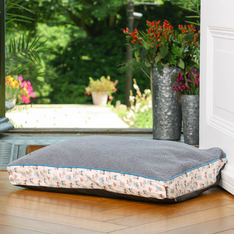 Helton Animal Print Polyester Pet Bed