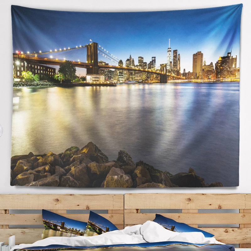 Tapisserie du paysage urbain vue éloignée du pont de Brooklyn, H 50 po x l 60 po