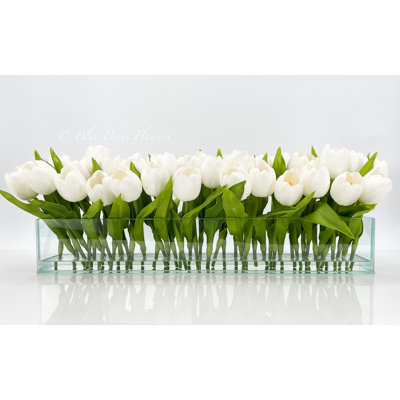 Centre de table tulipes dans un vase