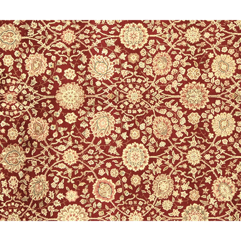 Hand Knotted Oriental Area Rug in Red And Wine