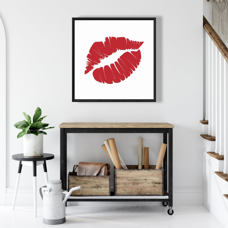 " Red Lipstick Mark "