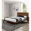 Chambre pleine grandeur en noyer 3 pièces, lit plateforme en bois massif et 2 tables de chevet, style transitionnel Mid-Century, tête de lit à panneau, pieds fuselés ronds, système de bout