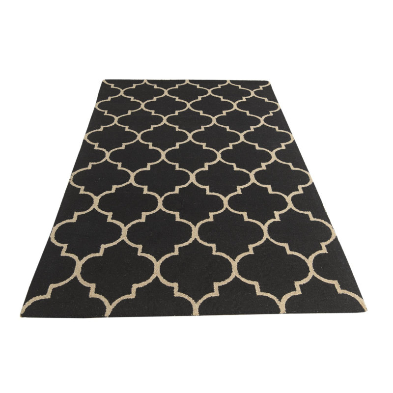 Tapis noir 5 x 8 Pineland