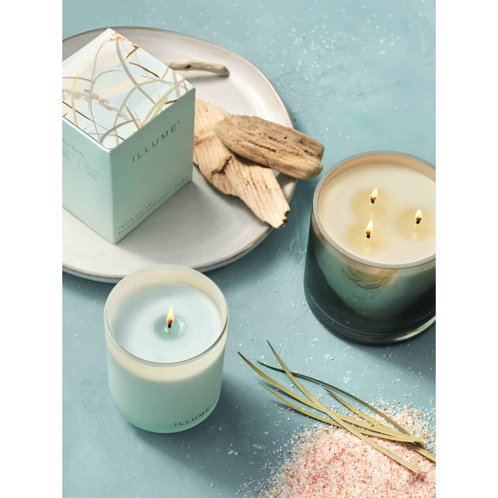 ILLUME Beautifully Done Essentials Fresh Sea Salt Statement Glass Scented Candle, Baltic Glass