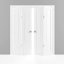 Portes coulissantes doubles pliantes pour placard 96 po x 84 po (4 x 24 x 84 po) Planum 0888, peintes en blanc avec verre dépoli, rails robustes, moulures, garnitures, quincaillerie, portes de placard en bois massif pour chambre à coucher.-87389815