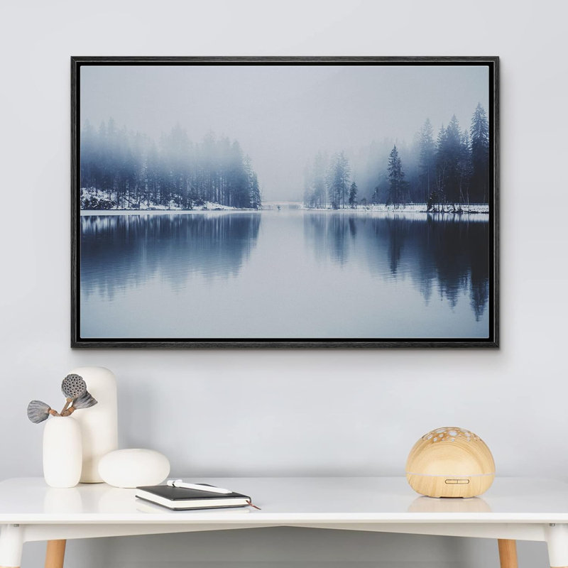 Peaceful Snowy Forest, lac, hiver, nature sauvage, photographie, art moderne, rustique, Toile tendue, H 32 po x l 48 po