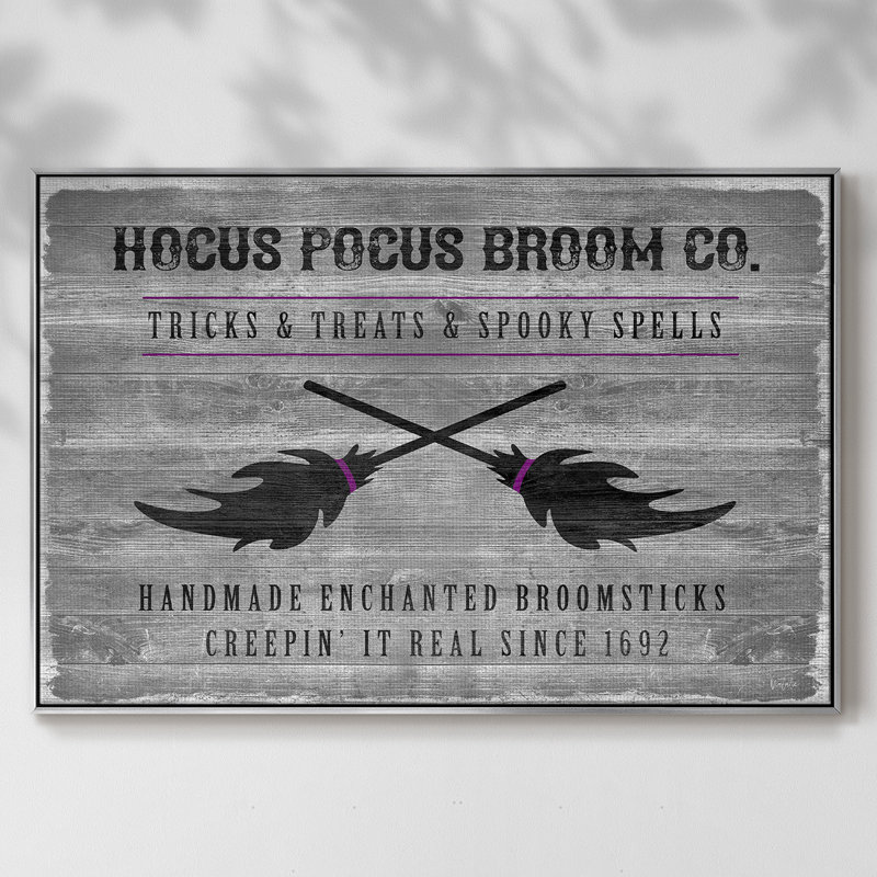 Toile tendue avec balai Hocus Pocus, Argent, H 27 po x l 41 po x P 2 po