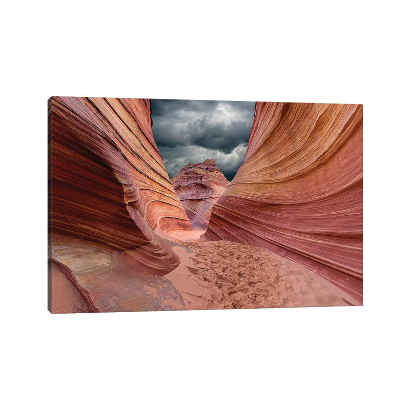 Riders On The Storm by Danilo Cesar Faria - Wrapped Canvas Print, 30.48 cm H x 45.72 cm W